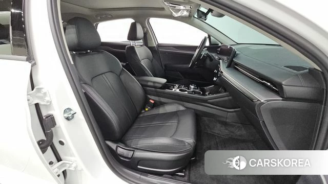Kia The New K5 3rd generation 2025 Белый из Кореи, фото 2