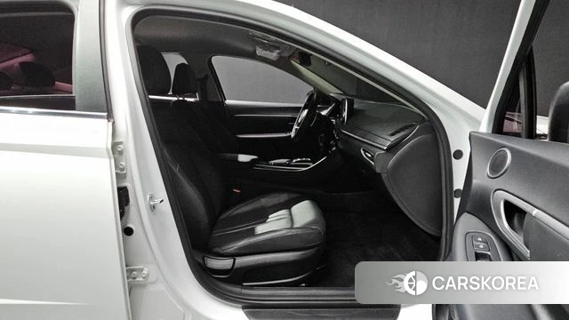 Hyundai Sonata (DN8) 2019 Белый из Кореи, фото 2