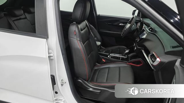 Chevrolet (GM Daewoo) Trailblazer 2021 Белый из Кореи, фото 2