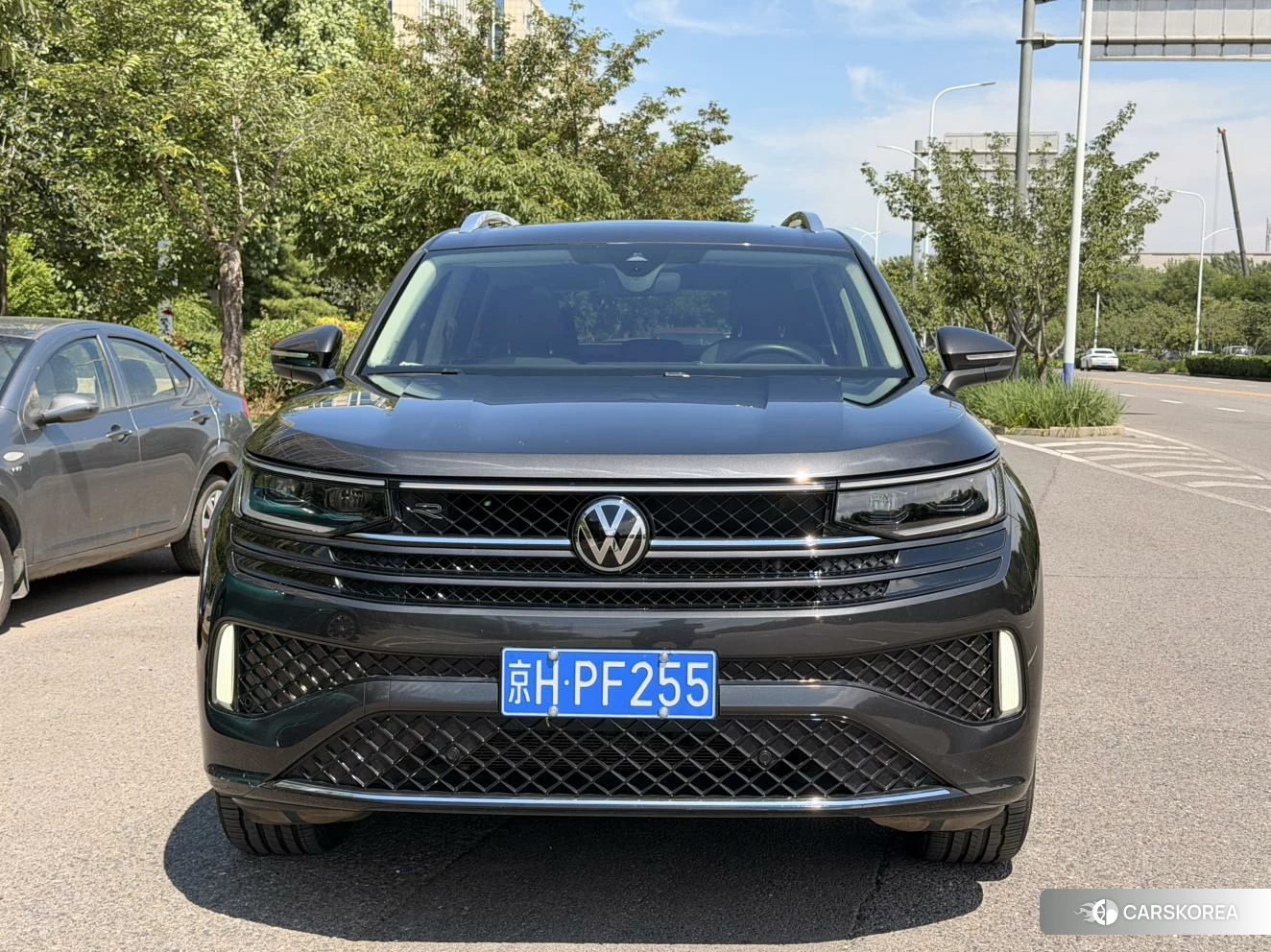 Volkswagen Tavendor 2023 Черный из Китая, фото 2