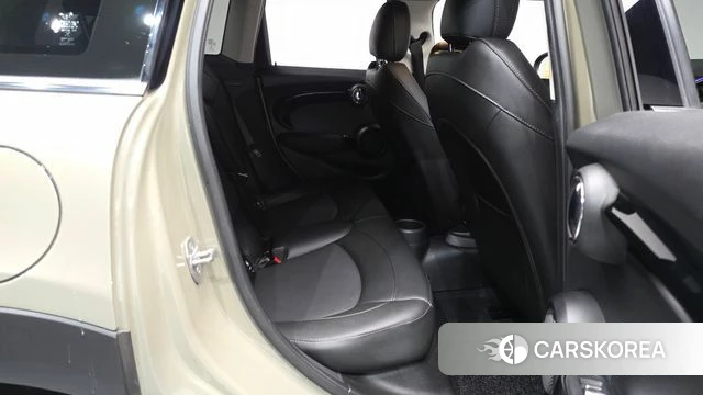 Mini Cooper 2019 Песочный из Кореи, фото 2