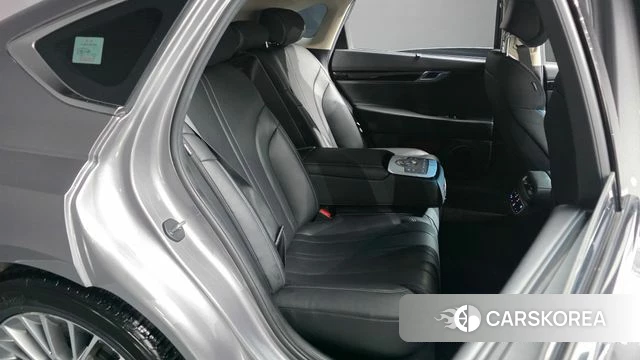 Genesis G80 (RG3) 2022 Серебряный из Кореи, фото 2