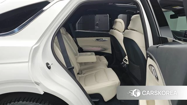 Genesis Electrified GV70 2022 Белый из Кореи, фото 2