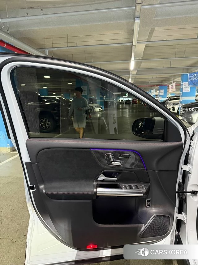 Mercedes-Benz GLA - Class H247 2022 Белый из Кореи, фото 2