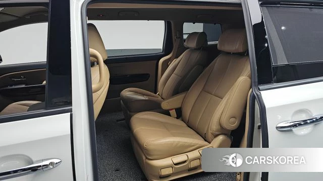 Kia The New Carnival 2019 Белый из Кореи, фото 2
