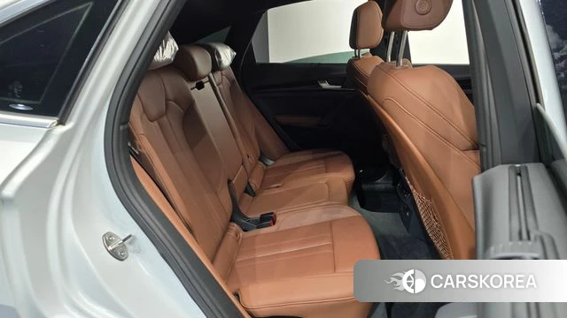 Audi Q5 (FY) 2024 Белый из Кореи, фото 2