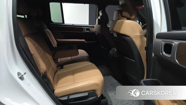 Hyundai Santa Fe (MX5) 2023 Белый из Кореи, фото 2