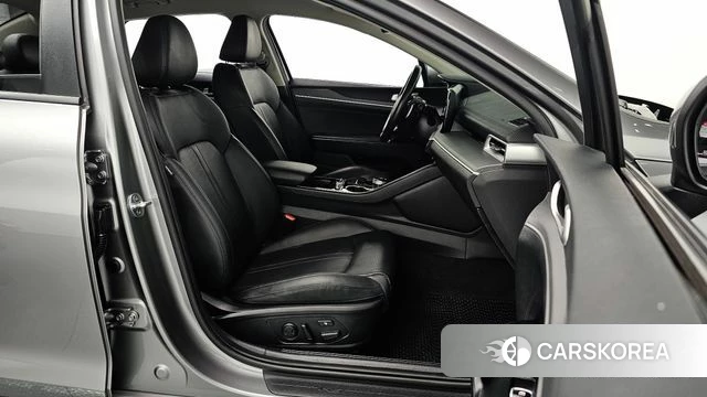 Kia K5 3rd generation 2020 Серебристо-серый из Кореи, фото 2