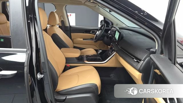 Kia Carnival 4th generation 2023 Черный из Кореи, фото 2