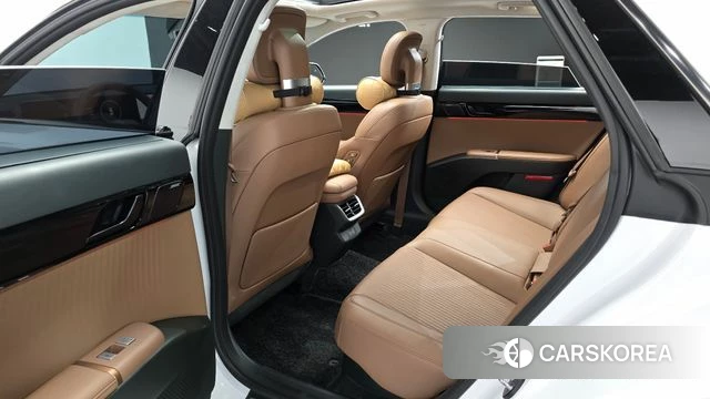 Hyundai Grandeur Hybrid (GN7) 2023 Белый из Кореи, фото 2