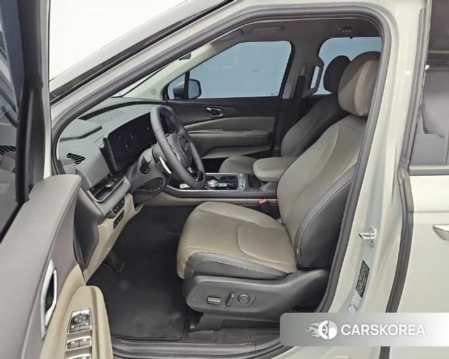 Kia The New Carnival 4th Generation 2024 Серебристо-серый из Кореи, фото 2