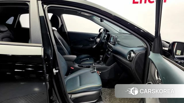 Hyundai Kona 2019 Черный из Кореи, фото 2