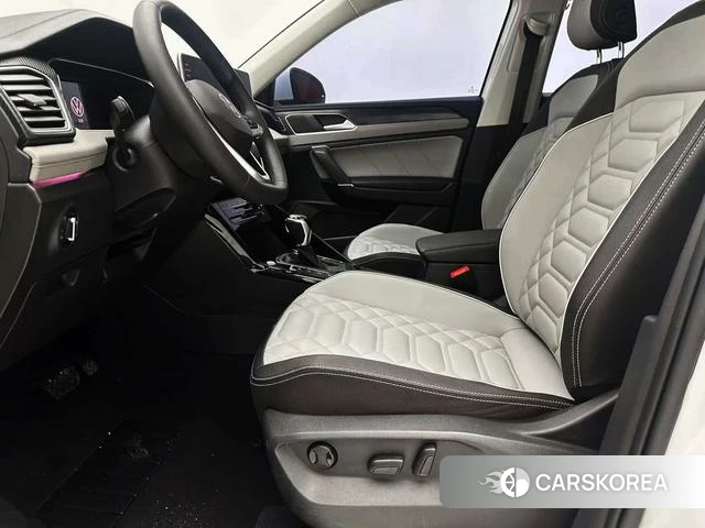 Volkswagen Tacqua 2022 Белый из Китая, фото 2
