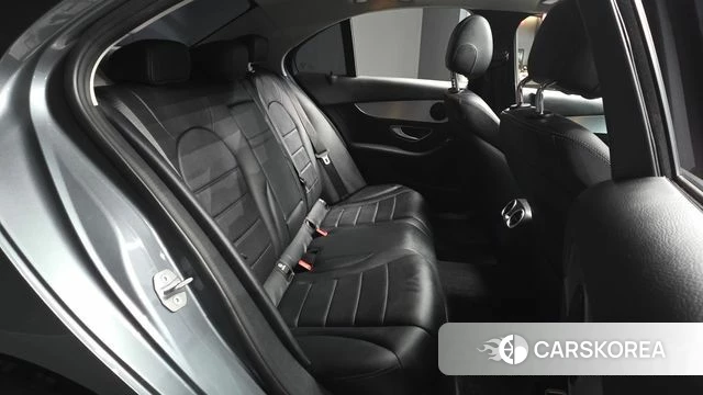Mercedes-Benz C-Class W205 2018 Серый из Кореи, фото 2