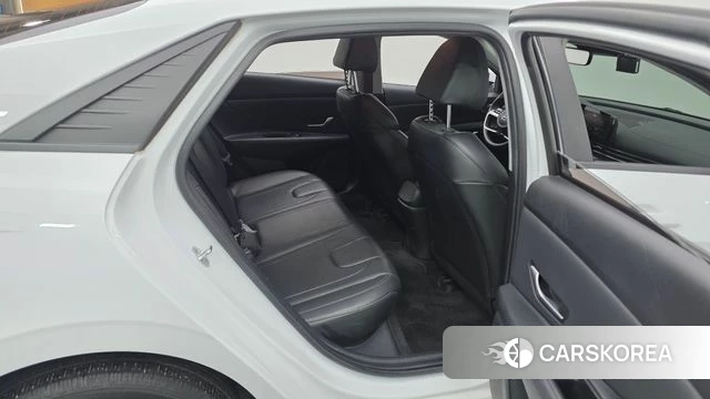 Hyundai Avante (CN7) 2022 Белый из Кореи, фото 2