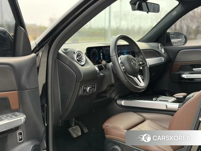 Mercedes-Benz GLB 2022 Черный из Китая, фото 2