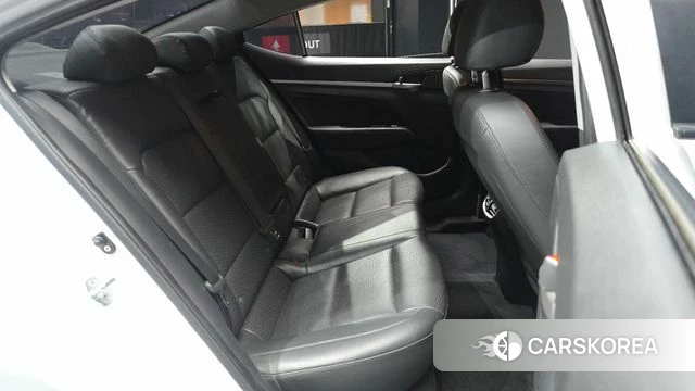 Hyundai The New Avante AD 2018 Белый из Кореи, фото 2