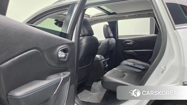 Jeep Cherokee (KL) 2019 Белый из Кореи, фото 2