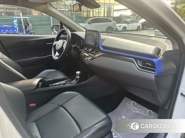 Toyota C-HR 2021 Белый из Китая, фото 2