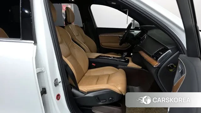 Volvo XC90 second Generation 2018 Белый из Кореи, фото 2