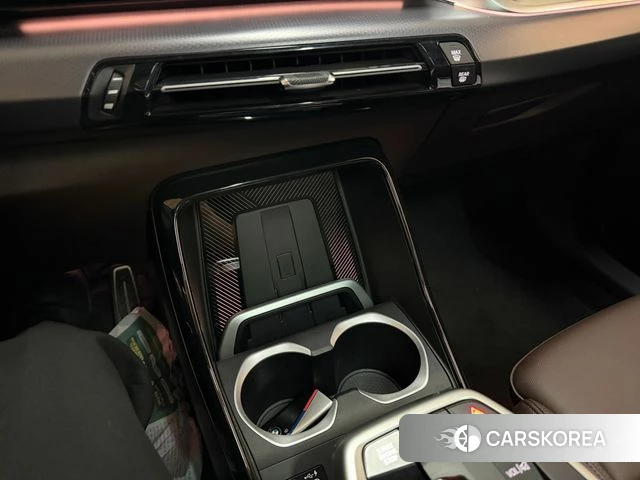 BMW X1 (U11) 2023 Серебристо-серый из Кореи, фото 2