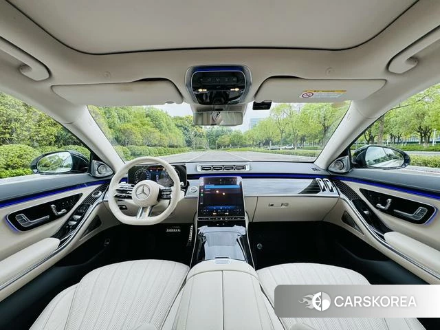 Mercedes-Benz S-Class 2024 Белый из Китая, фото 2
