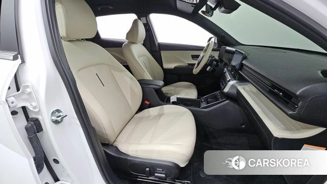 Hyundai Kona Hybrid (SX2) 2025 Белый из Кореи, фото 2