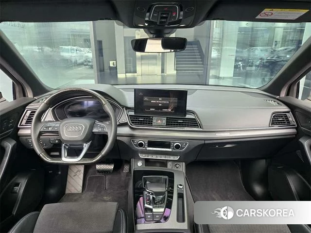 Audi Q5L 2023 Черный из Китая, фото 2