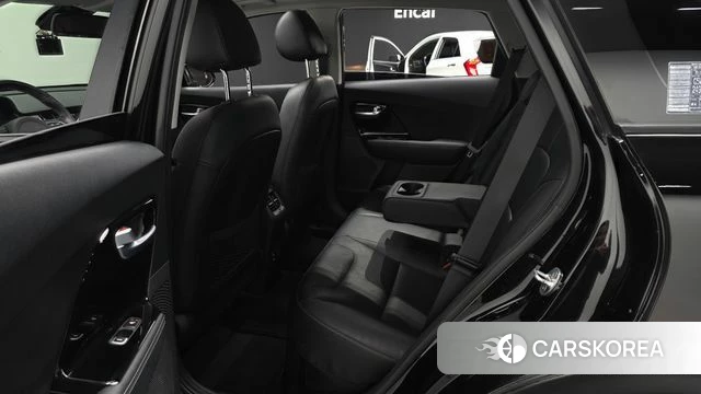 Kia Niro 2018 Черный из Кореи, фото 2