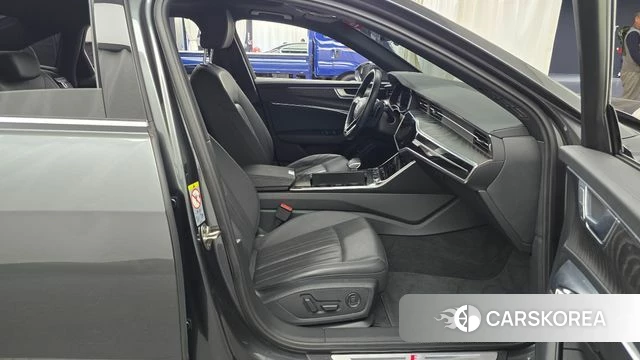 Audi A6 (C8) 2021 Серый из Кореи, фото 2
