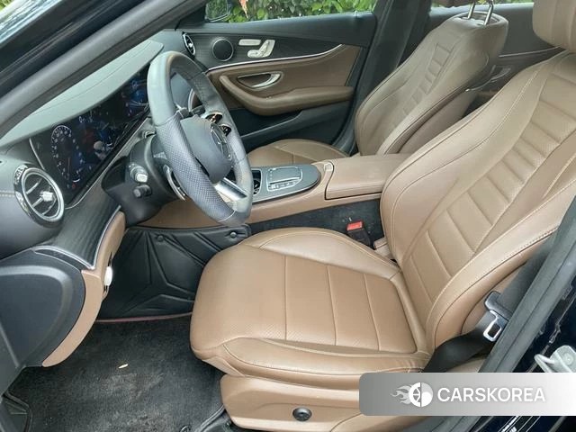 Mercedes-Benz E-Class 2021 Зеленый из Китая, фото 2