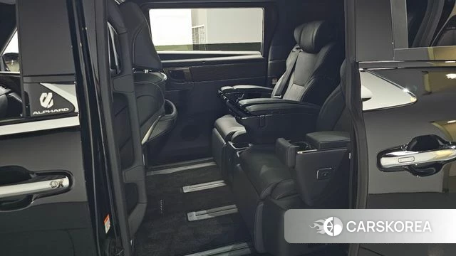 Toyota Alphard 4th Generation 2025 Черный из Кореи, фото 2