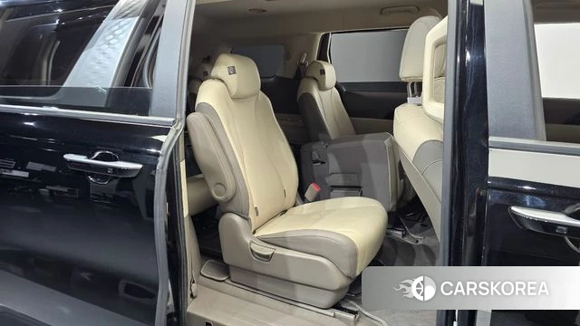Kia Carnival 4th generation 2022 Черный из Кореи, фото 2