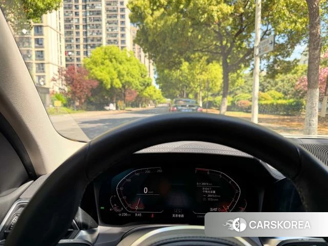 BMW 3 series 2021 Белый из Китая, фото 2