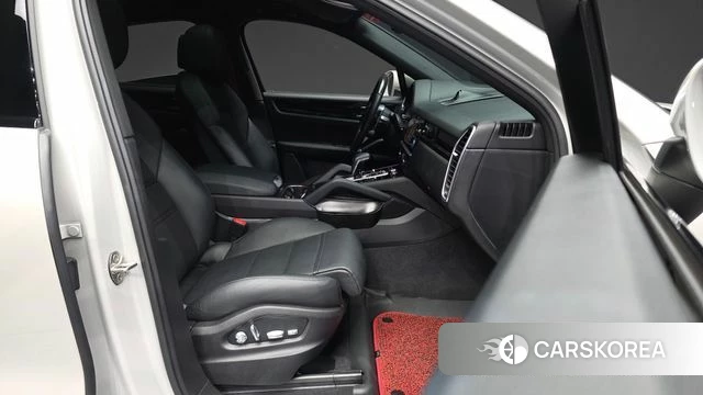 Porsche Cayenne (PO536) 2021 Серебристо-серый из Кореи, фото 2