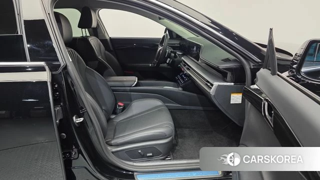 Hyundai Grandeur Hybrid (GN7) 2023 Черный из Кореи, фото 2
