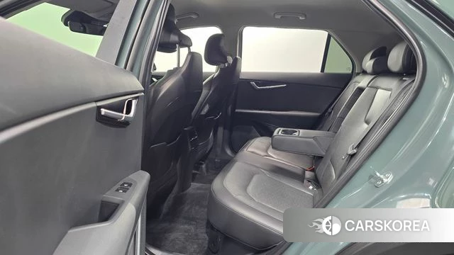 Kia Di Ol Nu Niro 2023 Цвет галактики из Кореи, фото 2