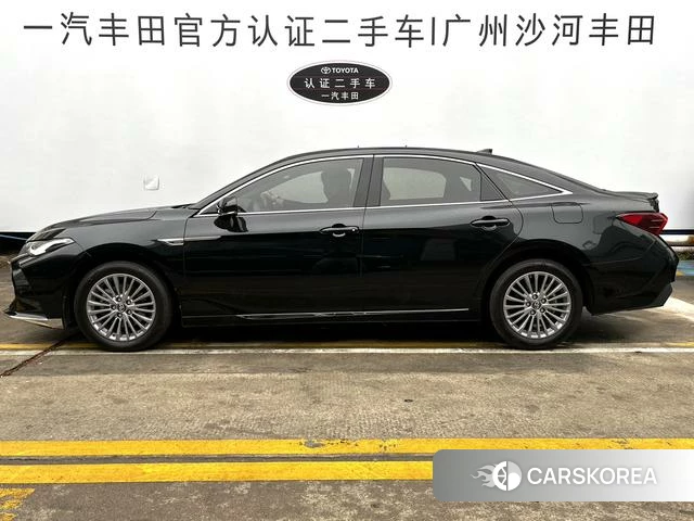 Toyota Avalon 2024 Черный из Китая, фото 2