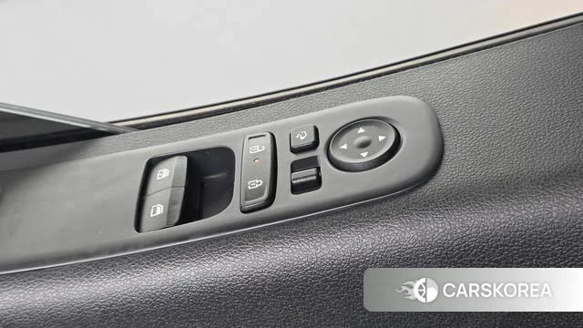 Hyundai Staria 2024 Синий из Кореи, фото 2