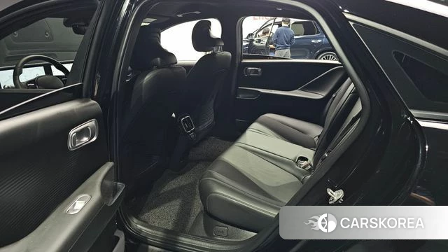 Hyundai Ionic 6 2024 Черный из Кореи, фото 2