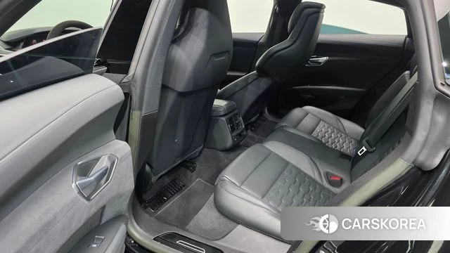 Audi e-Tron GT 2022 Черный из Кореи, фото 2