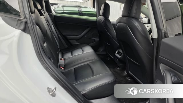 Tesla Model 3 2021 Белый из Кореи, фото 2