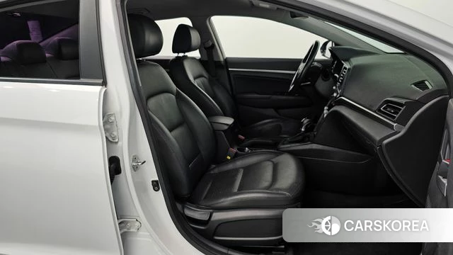 Hyundai The New Avante AD 2019 Белый из Кореи, фото 2