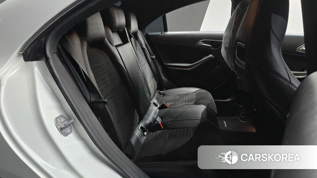 Mercedes-Benz CLA-Class C117 2018 Белый из Кореи, фото 2