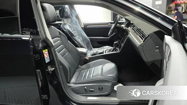 Volkswagen Arteon 2019 Черный из Кореи, фото 2