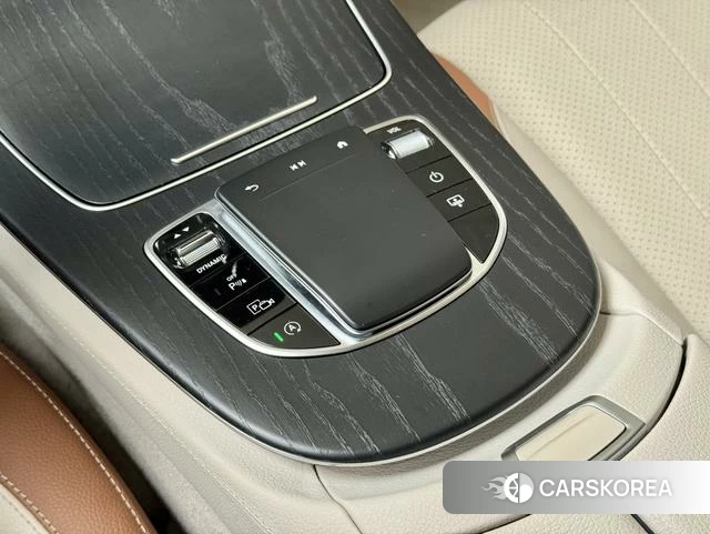 Mercedes-Benz E-Class 2023 Белый из Китая, фото 2