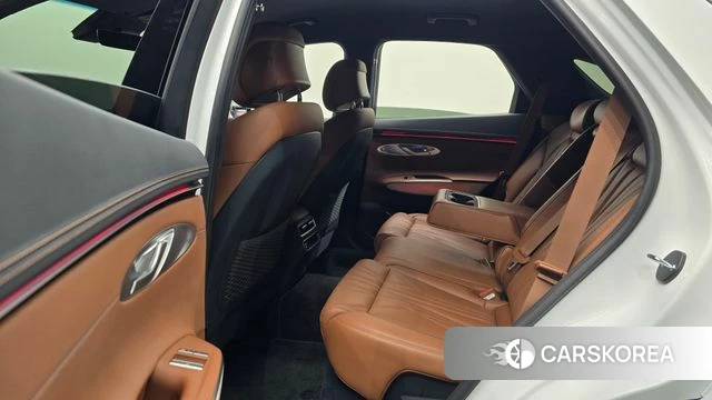 Genesis GV70 2026 Белый из Кореи, фото 2