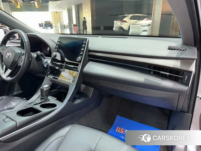 Toyota Avalon 2021 Серебристо-серый из Китая, фото 2