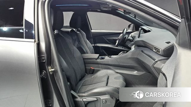 Peugeot 3008 second generation 2019 Серый из Кореи, фото 2