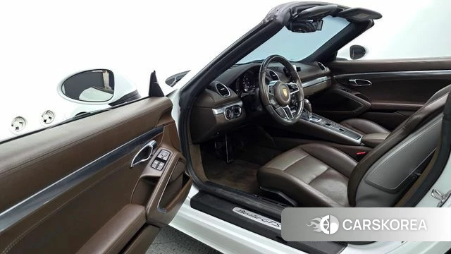 Porsche 718 Boxster 2018 Белый из Кореи, фото 2